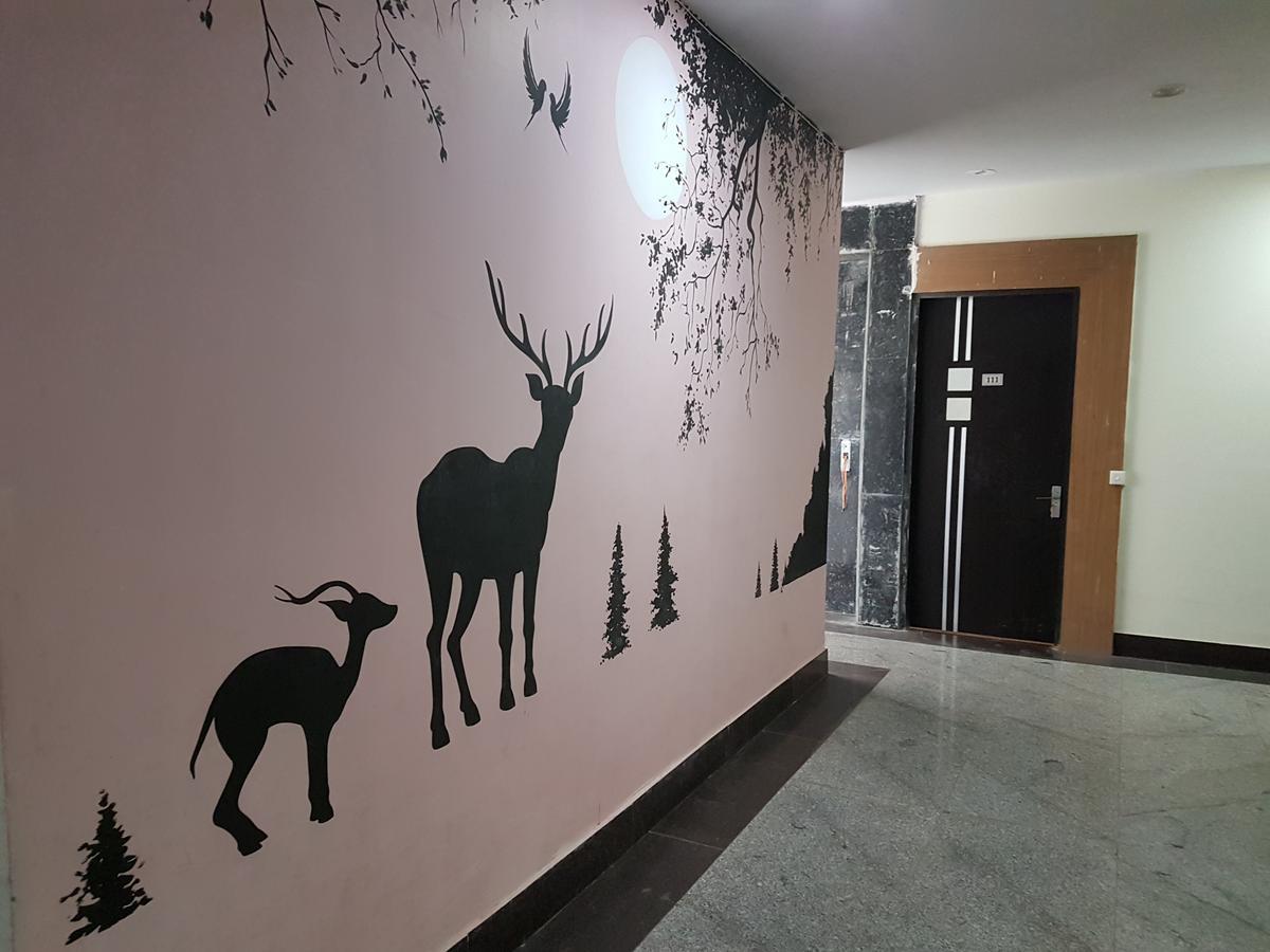 The Royal Crown Otel Gurgaon Dış mekan fotoğraf
